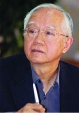 吴敬琏简介