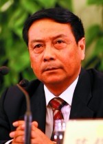陈锡文  简介