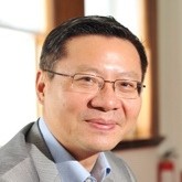 张维为：家家都有难念的经