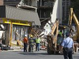美国费城楼房倒塌 至少12人受伤