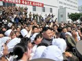 金正恩视察平壤食品厂 女员工激动落泪