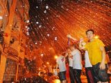 泼水庆祝顺利毕业