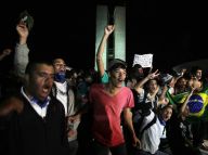 抗议巨资办世界杯 巴西20万人示威