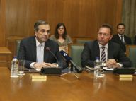 希腊新内阁宣誓就职