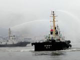 山东威海航海日举行海上应急演习