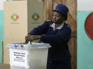 津巴布韦举行大选“特别投票”