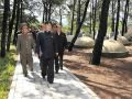 金正恩赴桧仓郡中国人民志愿军烈士陵园凭吊