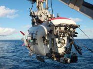 “蛟龙”完成第三潜将转战魏源海山