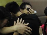 被拐儿童19年后与亲生父母团圆