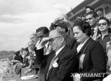 1957，受阅人数最少 外国来宾最多