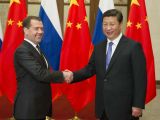 习近平会见俄罗斯总理梅德韦杰夫