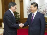 习近平会见美国总统特别代表、财政部长雅各布·卢 