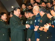 习近平接见全军军事斗争后勤准备工作会议代表