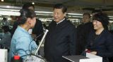 习近平夜访纺织企业：促进和谐劳动关系