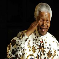 南非前总统曼德拉去世 享年95岁