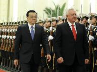 李克强同白俄罗斯总理米亚斯尼科维奇举行会谈