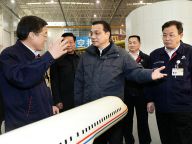 李克强在陕西考察慰问