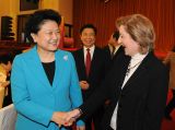 “三八”国际妇女节中外妇女招待会在京召开