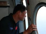 越南海军在马航客机失联海域实施搜救