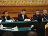 习近平勉励广东继续当改革排头兵