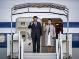 习近平抵达里昂 开始访法