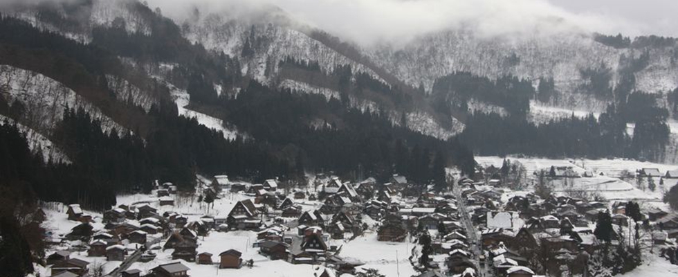 世界文化遗产——白川乡和五屹山历史村座