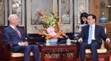 李克强会见世界经济论坛主席