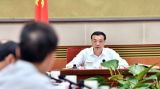 李克强：调结构“主引擎”在市场 政府当好助推手