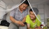 《中国梦——365个故事》之敬老床