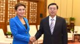张德江会见哈萨克斯坦议会下院副议长纳扎尔巴耶娃