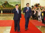 习近平同卡塔尔埃米尔塔米姆举行会谈