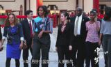 《中国梦——365个故事》之园中行