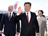 习主席出访白俄罗斯 植树传友谊