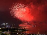 焰火演绎“桃花源”