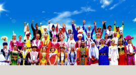 习近平谈民族工作：最管用是争取人心