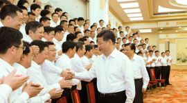 独家评论 丨 领导干部务必做政治的明白人