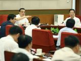 李克强：坚定信心真抓实干 促进我国经济发展速稳质优