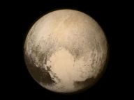 太阳系九兄弟秀“证件照”