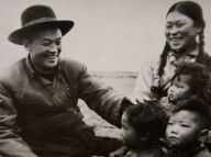 人民公仆的肖像——尕布龙