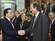 李克强会见2015年度“友谊奖”获奖外国专家