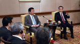 李克强会见马来西亚经济工商界代表