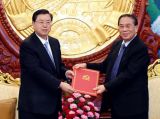 张德江会见老挝国家主席朱马里
