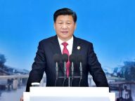 习近平出席第二届世界互联网大会开幕式并发表主旨演讲