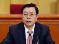 张德江主持人大四次会议预备会议