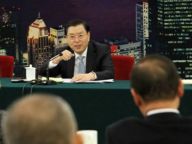 张德江参加香港、澳门代表团审议
