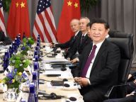 习近平会见美国总统奥巴马