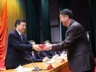 刘云山出席中央党校进修班毕业典礼