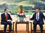 习近平会见俄罗斯国家杜马主席纳雷什金