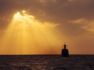 【图说】远航战舰的24小时