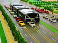 中国原创“巴铁”亮相博览会